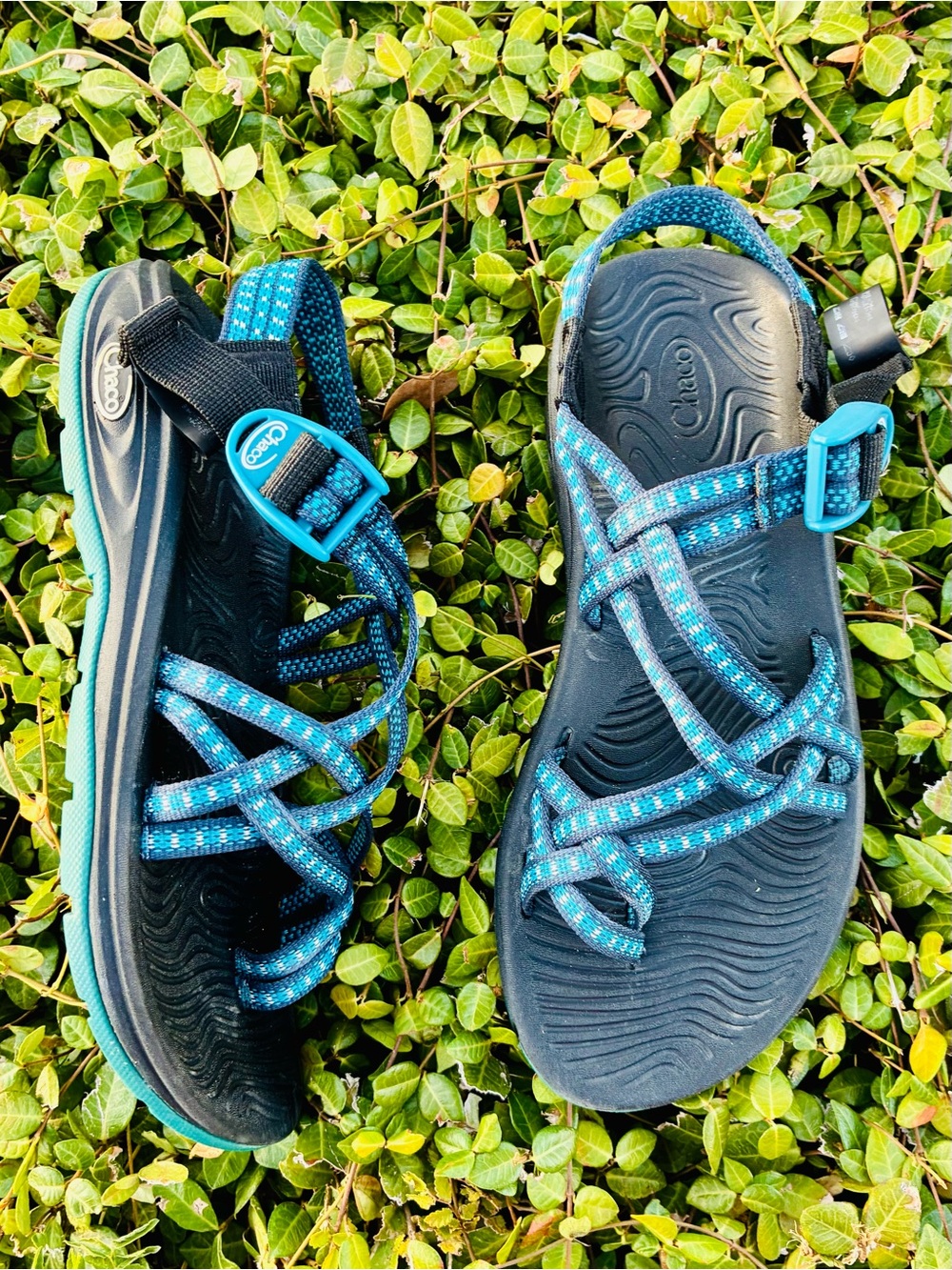 CHACO m Women's Z/ Volv X2 Sandals size 8